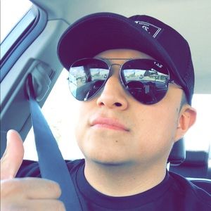 Meet your Posher, Erick